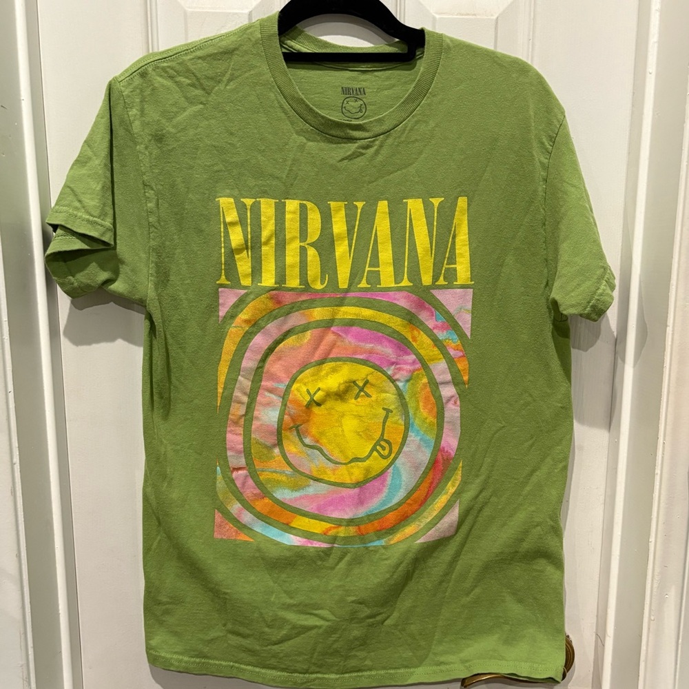 NIRVANA Green‎ and Yellow Short Sleeve Tee
